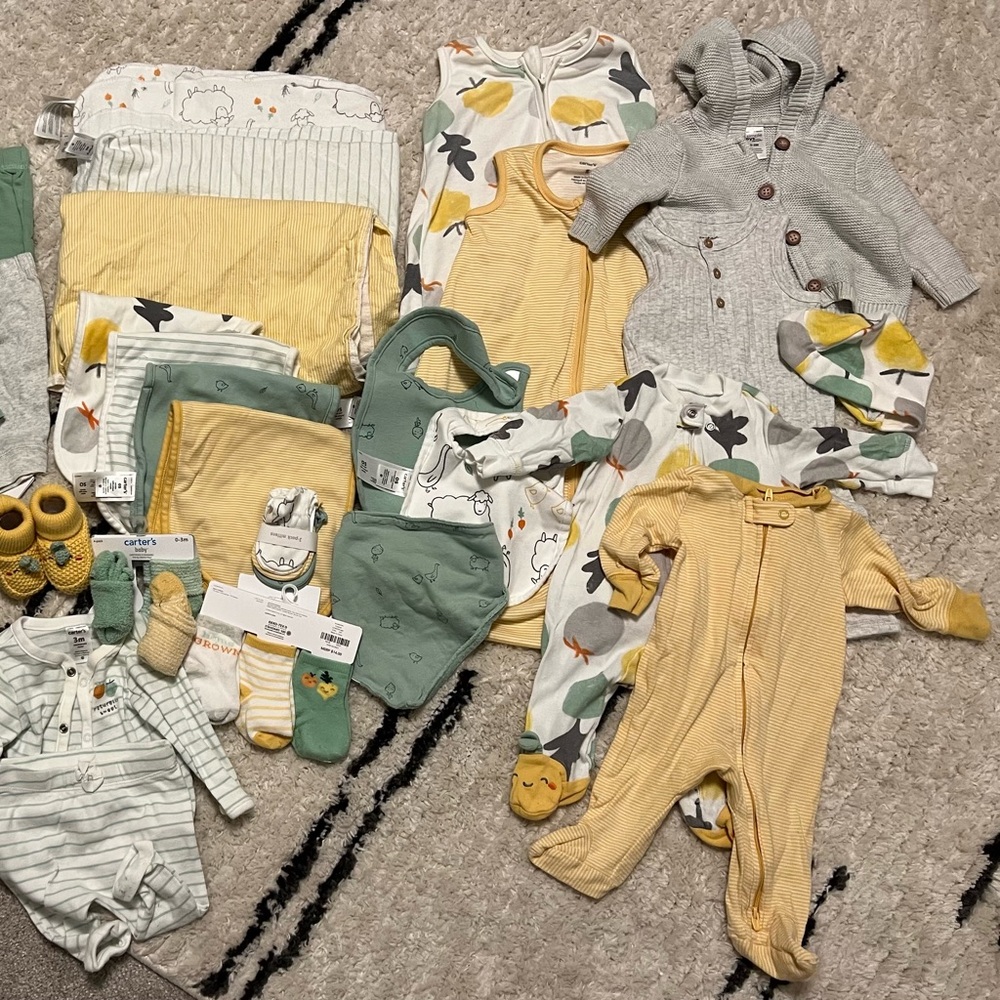 Carter’s Complete Matching/Coordinating Set